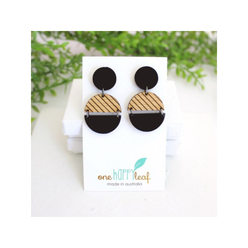 'Summer nights' dangle earring